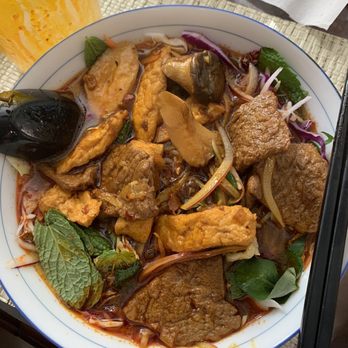 Loving Hut - Royal Noodle Soup (takeout) - Vegan Near Me - Orange, California