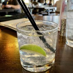 Streetcar Grille and Tavern - Gin and tonic