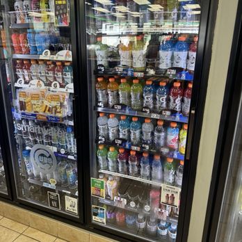 bp - Gas Stations Near Me - Monroe Center, Illinois