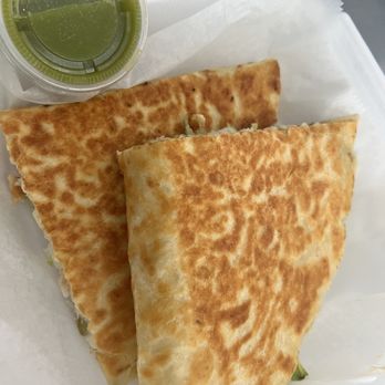 el taco taco - Una rica quesadilla. - Tacos Near Me - Greensboro, North Carolina el taco taco - Una rica quesadilla. - Tacos Near Me - Greensboro, North Carolina