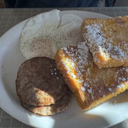 Beanhaven Coffee Cafe - Cap'n Crunch French toast