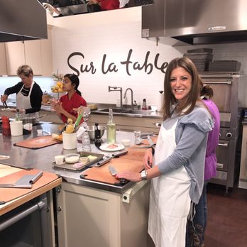 Sur La Table - Kitchen Supplies Near Me - Chicago, Illinois