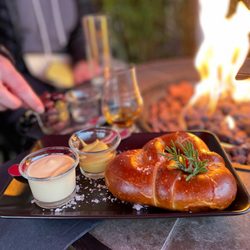 RustyMoose - Perfect Pretzel
