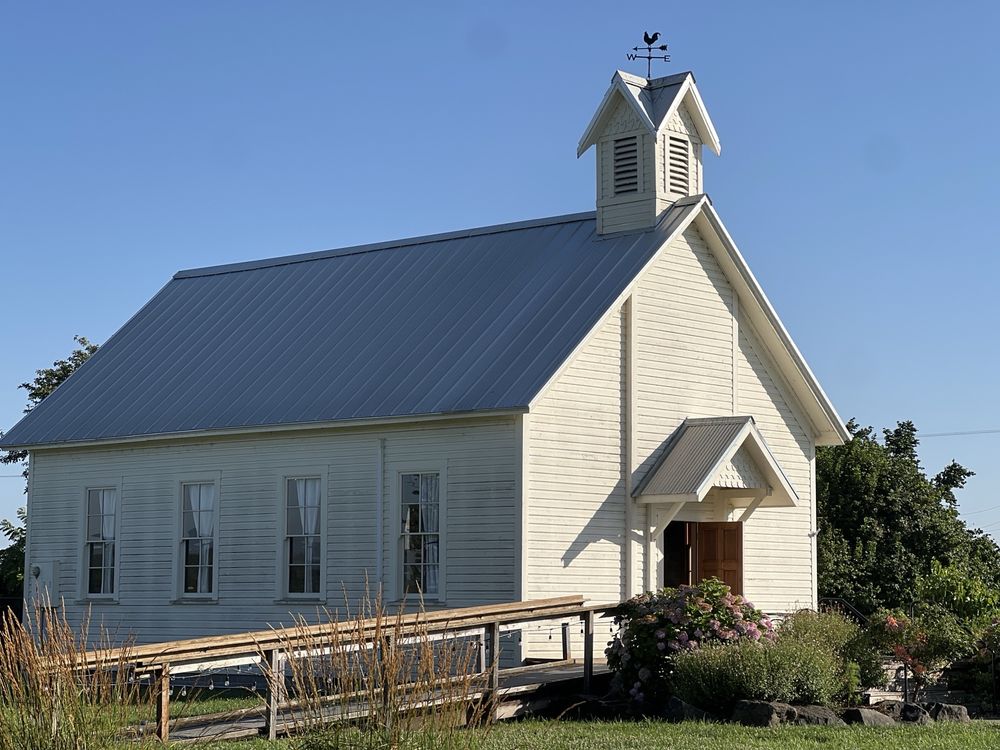 Camas Country Bakery and Store