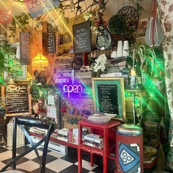 Secret Garden  - The barista - Cafes Near Me - Brooklyn, New York