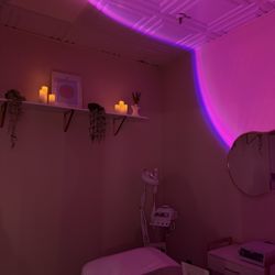 Renaissance Salon