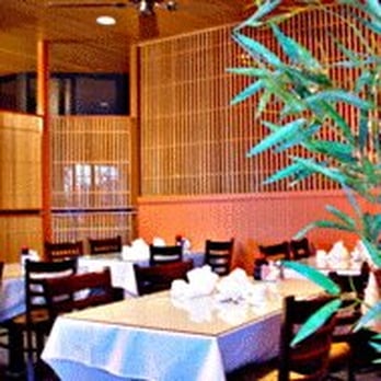 JJ's Bistro - a dining room with tables and chairs - Chinese Near Me - Denver, Colorado JJ's Bistro - a dining room with tables and chairs - Chinese Near Me - Denver, Colorado