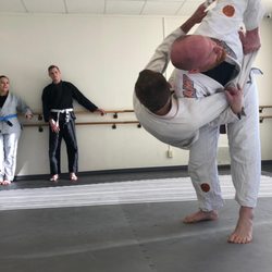 Rise 8 BJJ