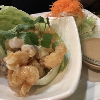 Riso Noodle House - Not bad, not enough shrimp and too much walnut. - Bubble Tea Near Me - Charleston, South Carolina