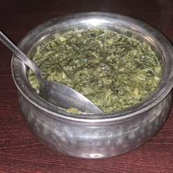 Taj Mahal Indian Restaurant & Bar - Saag Paneer