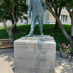 Martin Luther King Jr Statue