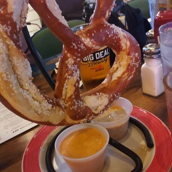 99 Hops House - HUGE SOFT SALTED PRETZEL WITH BEER CHEESE!!!! - Sports Bars Near Me - Joliet, Illinois