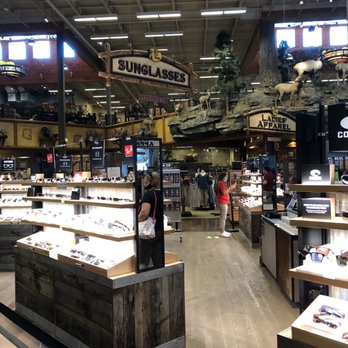 Bass Pro Shops - Outdoor Gear Near Me - Mesa, Arizona