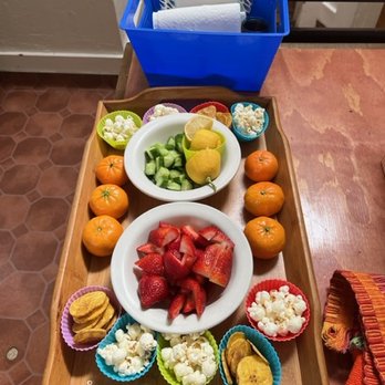 Linguistic Connection - Garden Group snack time! Healthy nutritional choices supports healthy bodies and healthy communication at Linguistic Connection! - Speech Therapists Near Me Linguistic Connection - Garden Group snack time! Healthy nutritional choices supports healthy bodies and healthy communication at Linguistic Connection! - Speech Therapists Near Me