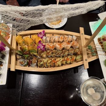 Sushi Freedom - AYCE sushi boat with specialty rolls - Sushi Bars Near Me - Silver Spring, Maryland