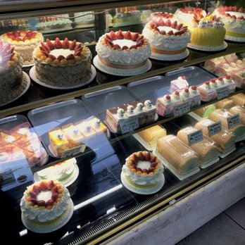QQ  Bakery - Bakeries Near Me - Madison Heights, Michigan