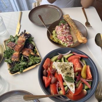 Motek - Coral Gables - Tuna Tartare, Za'atar Greek Salad, Salmon Skewers - Middle Eastern Near Me - Miami, Florida Motek - Coral Gables - Tuna Tartare, Za'atar Greek Salad, Salmon Skewers - Middle Eastern Near Me - Miami, Florida