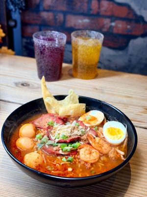 Khao Nom - ร้านข้าวหนม by null