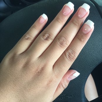 Nails La Vie - Nail Salons Near Me - Honolulu, Hawaii