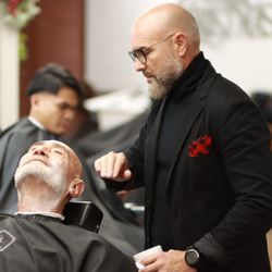 Jaca's Barber + Shop - Hot Towel Services