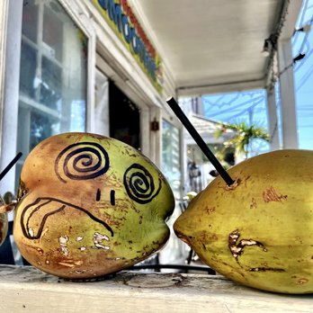 Daydream Escapes - Getting Coco-nutty in Key West January 2023 - Travel Agents Near Me Daydream Escapes - Getting Coco-nutty in Key West January 2023 - Travel Agents Near Me