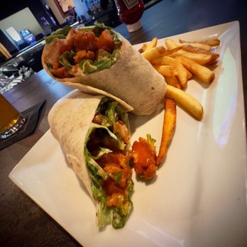 PT'S Gold - GOLD FEVER CHICKEN WRAP - Sports Bars Near Me - Las Vegas, Nevada PT'S Gold - GOLD FEVER CHICKEN WRAP - Sports Bars Near Me - Las Vegas, Nevada
