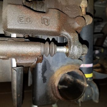 BLAIN'S FARM & FLEET - Bourbonnais, IL - Didn't bother to tighten them up, lazy, no good f@#%s!! - Hardware Stores Near Me - Bourbonnais, Illinois