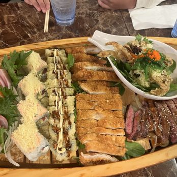 Sakura - Sushi Bars Near Me - Mililani, Hawaii