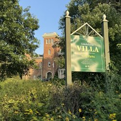 Litchfield Villa