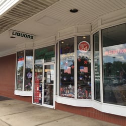 Sharps Discount Liquors - Outside looking in