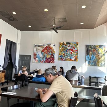 Lemongrass Bistro - Interior - Thai Near Me - Martinez, California