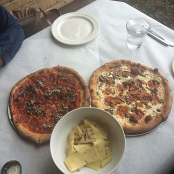 Pie 314 Everyday Eatery - Butter noodles, the pie, and a white pizza who's name I forgot - Pizza Near Me - Lewisville, Texas