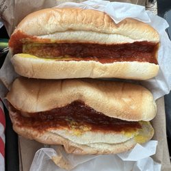 Root Beer Stand - Hot dogs with "our own chili sauce"-- good if you like cheap meat and ketchup