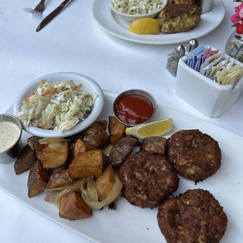 Gertrude's - Smoked Blue Catfish Catties and Gertie's Crab Cake - New American Near Me - Baltimore, Maryland