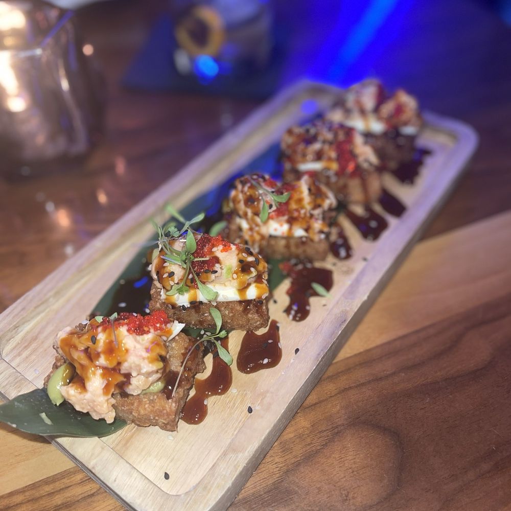 Pisco Peruvian Gastrobar - Crispy rice - Peruvian Near Me - Orlando, Florida