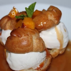 Carpe Vino - Peach Profiteroles