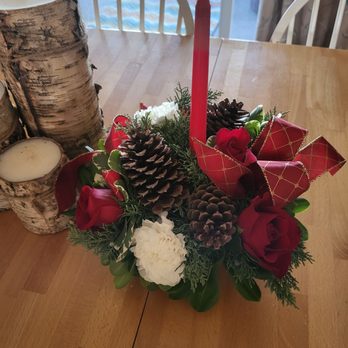 Inlet Flowers - A pretty little light to shine on your holiday! - Florists Near Me - Murrells Inlet, South Carolina