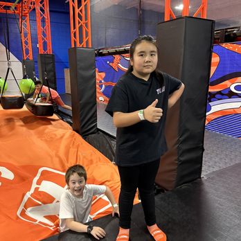 Sky Zone Trampoline Park - Trampoline Parks Near Me - Vacaville, California