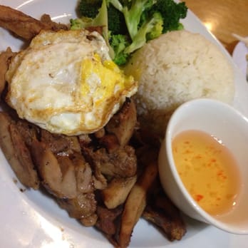 Saigon Star - BBQ Chicken with rice and egg - Vietnamese Near Me - San Diego, California Saigon Star - BBQ Chicken with rice and egg - Vietnamese Near Me - San Diego, California