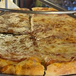 Poulsbo Woodfired Pizza - Cheese pizza