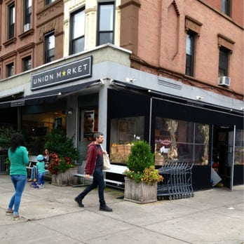 Union Market - people walking in front of the store - Grocery Near Me - Brooklyn, New York Union Market - people walking in front of the store - Grocery Near Me - Brooklyn, New York