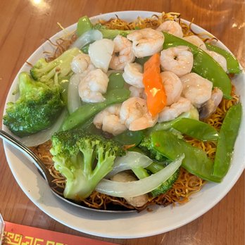 Aristo Bistro - Shrimp pan fried noodle - Chinese Near Me - Westlake, Ohio Aristo Bistro - Shrimp pan fried noodle - Chinese Near Me - Westlake, Ohio