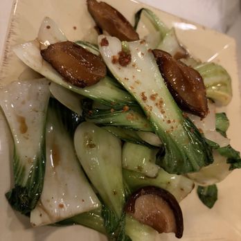 Thai on Hyperion - baby bok choy & shiitake mushroom - Thai Near Me - Los Angeles, California