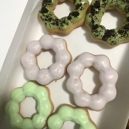 Pandan, Taro and Matcha Oreo Pandan, Taro and Matcha Oreo
