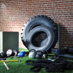Some of the functional equipment we like to play with in addition to all the traditional stuff. www.moveandevolve.com