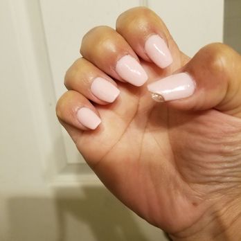Nails 4 U & Spa - Update: this just happened literally 4 days after getting dip. It normally last close to a month when I go to JJ Nail club. So disappointed. - Nail Salons Near Me - Fullerton, California