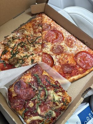 Villaggio Pizzeria by null