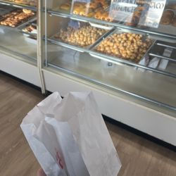 Brady Donuts - Donuts.