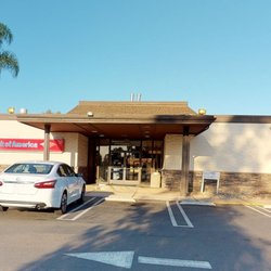 Bank of America Financial Center - Storefront