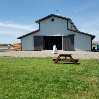 Araceli Farms - Store - Attraction Farms Near Me - Dixon, California Araceli Farms - Store - Attraction Farms Near Me - Dixon, California